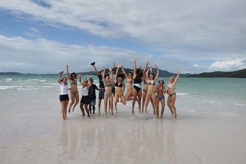 2-Night Whitsundays Sailing Cruise Incl. Whitehaven Beach & Great Barrier Reef - Attractions Brisbane 4