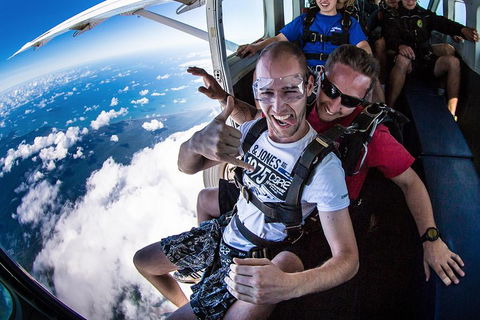Reef And Rainforest Tandem Sky Dive In Cairns - Attractions Brisbane 2