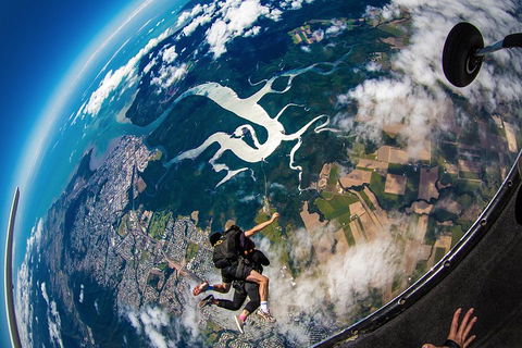 Reef And Rainforest Tandem Sky Dive In Cairns - Attractions Brisbane 5