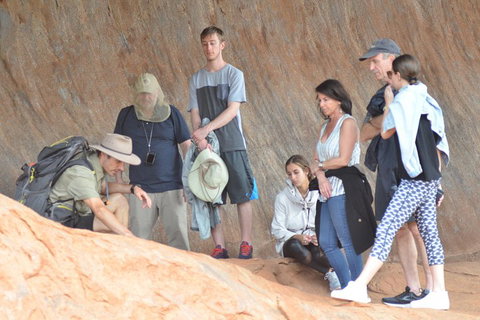 Uluru Small Group Tour Including Sunset - Attractions Brisbane 2