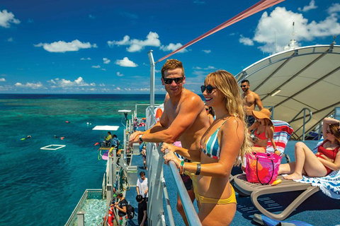 Outer Reef Pontoon Experience From Cairns - Attractions Brisbane 1