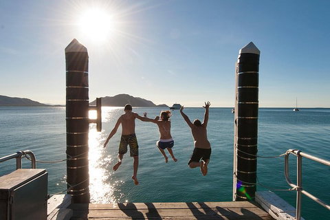 Fitzroy Island Catamaran Transfers From Cairns - Attractions Brisbane 0