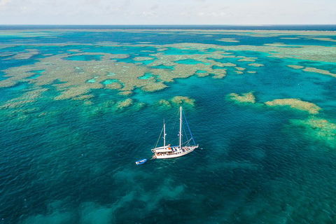 3 Day Whitsundays Sailing And Diving Adventure: Kiana - Attractions Brisbane 1
