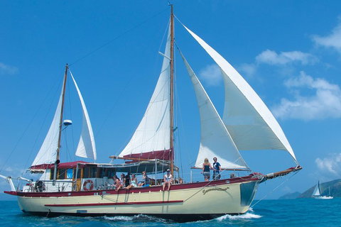 2-Day Whitsundays Sailing Adventure: Summertime - Attractions Brisbane 1