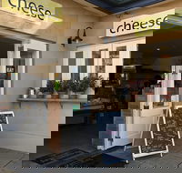 Small Group Adelaide Hills and Hahndorf Hideaway Tour from Adelaide - Attractions Brisbane