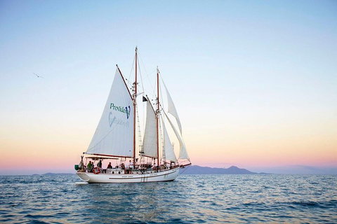 Fly & Sail Package (With Providence) - Attractions Brisbane 1