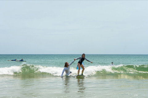Private Beginners Surf Lessons, Noosa World Surf Reserve - Attractions Brisbane 0