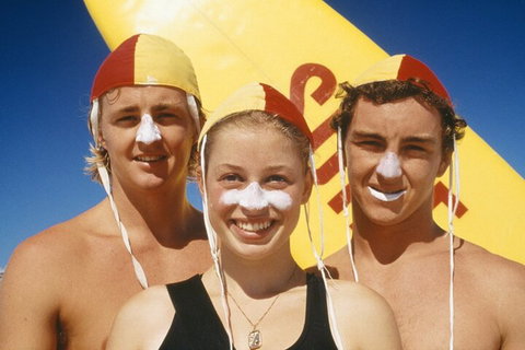 Bondi Like A Local: Half-Day Sightseeing Tour Including Surf Lesson - Attractions Brisbane 1