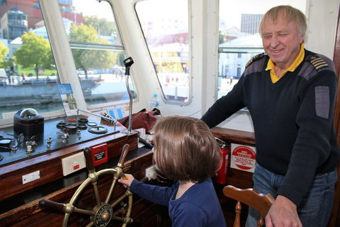 Derwent River Historic Harbour Cruise From Hobart - Attractions Brisbane 4